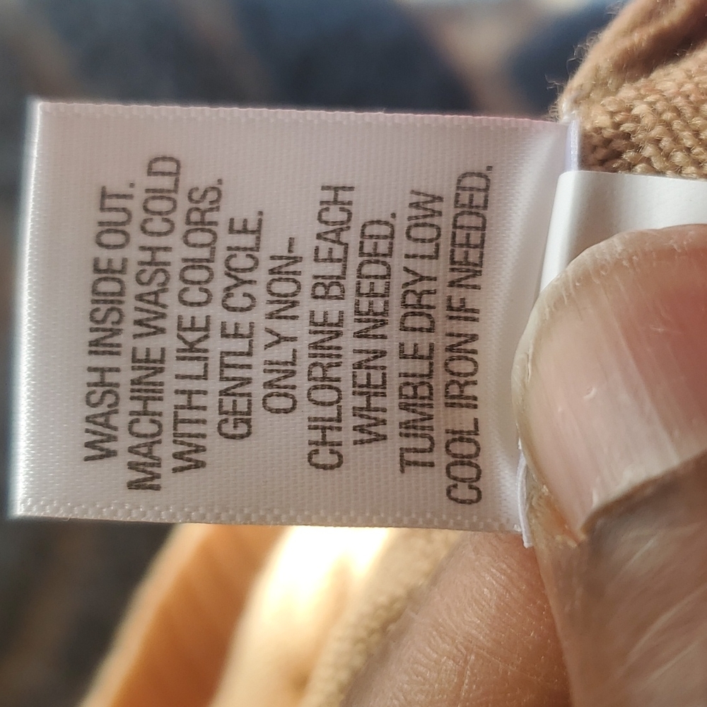 Sweater - Picture 7 of 10